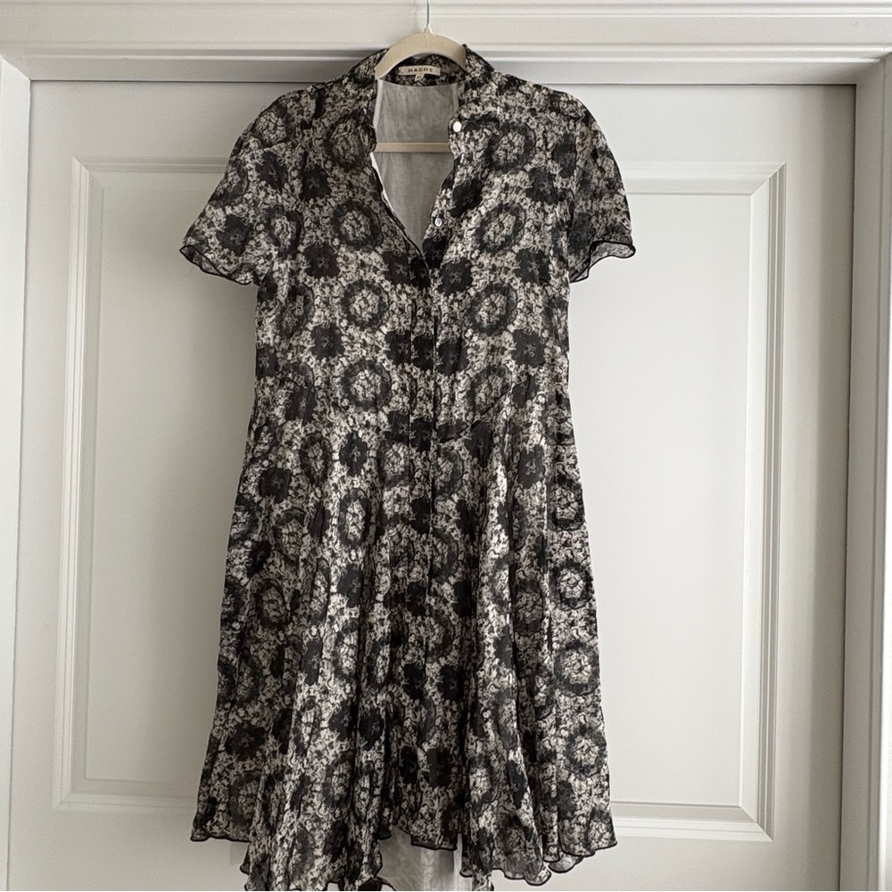 Hache Chic Black and White Floral Mini Dress US Size 8